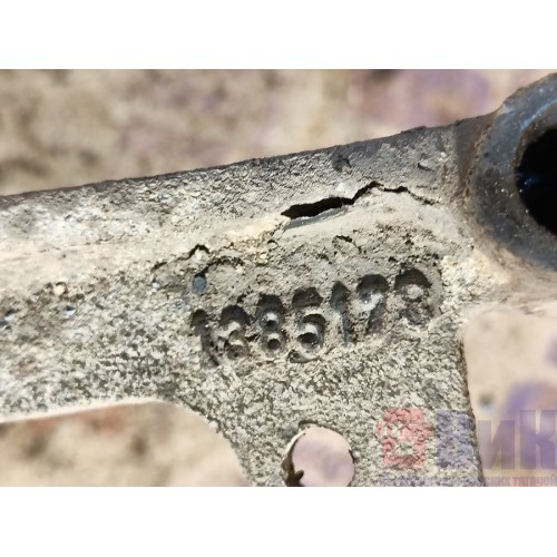 Кронштейн фары DAF 85 CF 532175 LH (252)-3