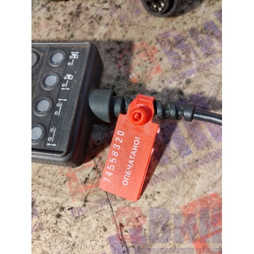 Пульт пневмоподвески DAF 106 049232 (320)-4