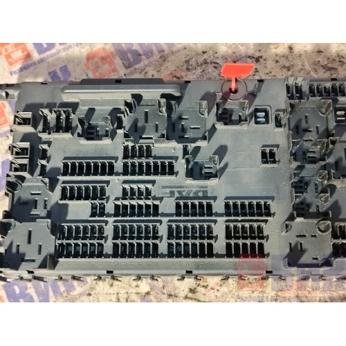 Блок предохранителей DAF 106 049232 (317)-8