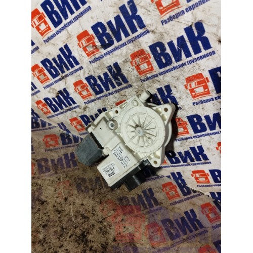 Моторчик стеклоподъемника DAF 106 049232 LH (628)-1