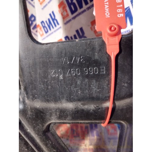 Стеклоподъемник DAF 106 049232 RH (165)-4