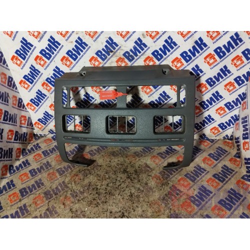 Накладка панели приборов DAF 106 049232 центральная (209)