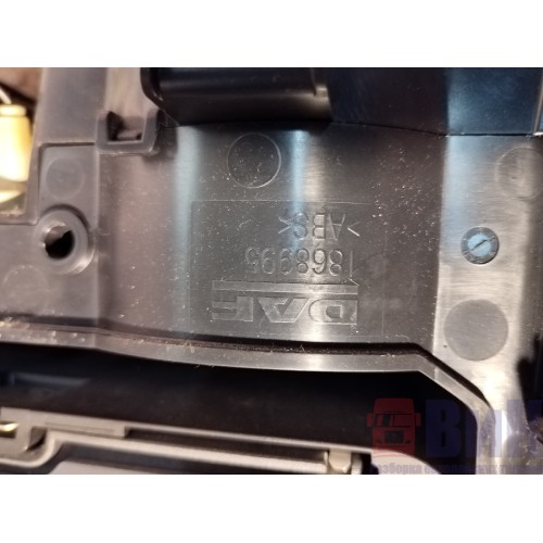 Пепельница DAF 106 049232 в сборе с подстаканниками (202)-9