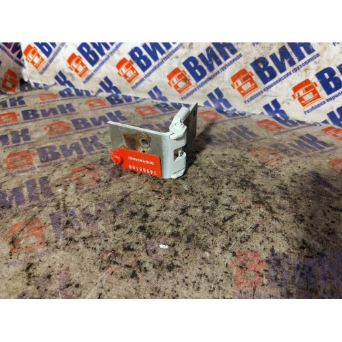 Петля инструментального ящика DAF 106 049232 LH (196)-1