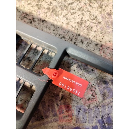 Накладка панели приборов (торпедо) DAF 106 049232 (190)-5