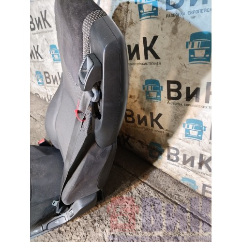 Сиденье водительское DAF 106 049232 пневмо (205)-4