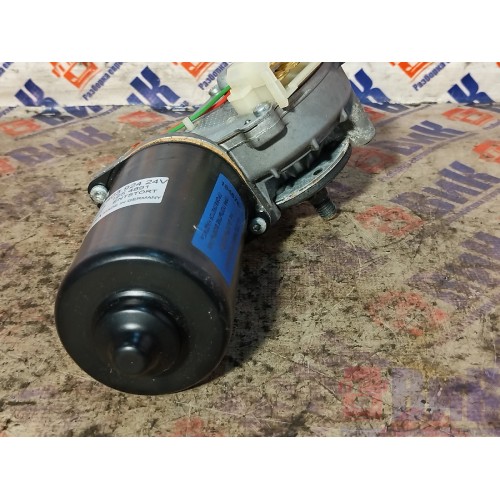 Моторчик стеклоочистителя DAF 106 049232 (644)-3