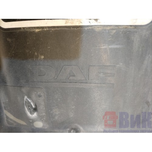 Крышка электроразъемов DAF 106 049232 в сборе (646)-4