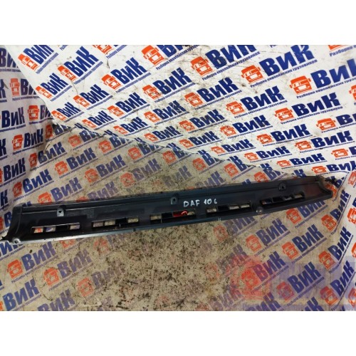 Накладка торпедо DAF 106 049232 RH (132)-1