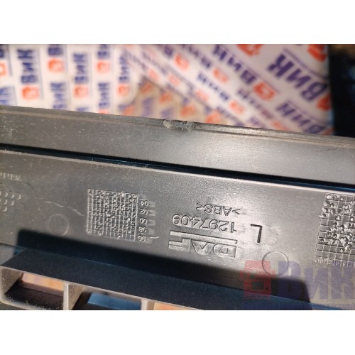 Накладка торпедо DAF 106 049232 LH (133)-4