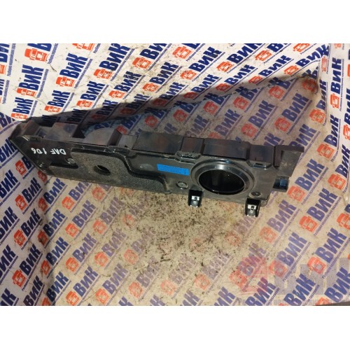 Накладка патрубка автономного отопителя DAF 106 049232 RH (650)-4