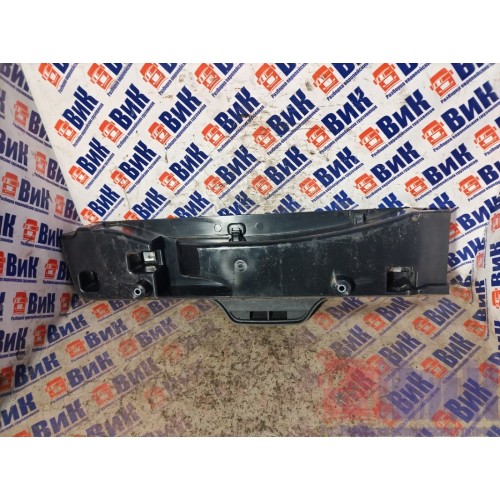 Накладка патрубка автономного отопителя DAF 106 049232 LH (651)-1