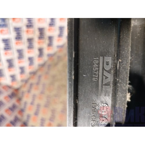 Накладка DAF 106 049232 под спальником (106)-3