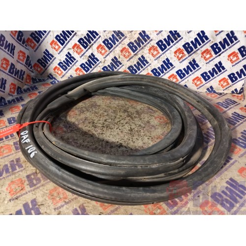 Уплотнительная резинка двери DAF 106 049232 (091)-3