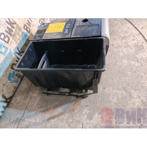 Холодильник DAF 106 049232 в сборе с ящиками и крепежом (851)-3