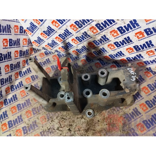 Кронштейн бампера DAF 85 CF 532175 LH (046)-4