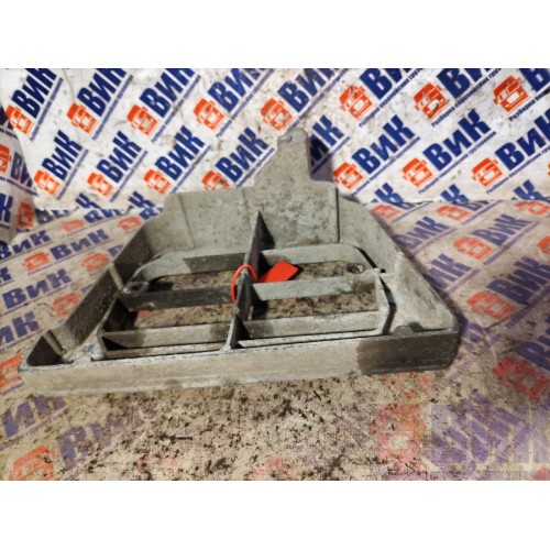 Кронштейн подножки DAF 85 CF 532175 LH (041)-4