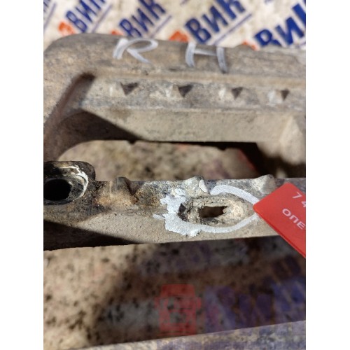 Кронштейн подножки DAF 85 CF 532175 RH деф. (042)-5