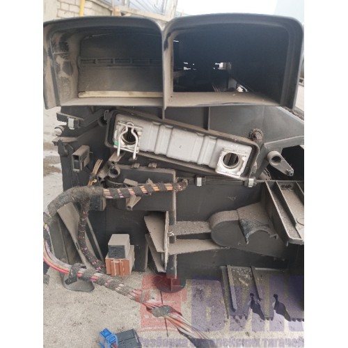 Салонный отопитель (печка) Mercedes без трубки и крана печки (457)-7