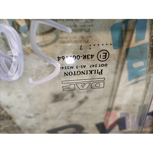 Стекло двери (основное) DAF 105 RH (665)-2