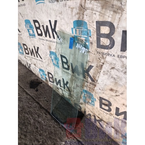 Стекло двери (форточка) DAF 105 LH с деф. (667)-8