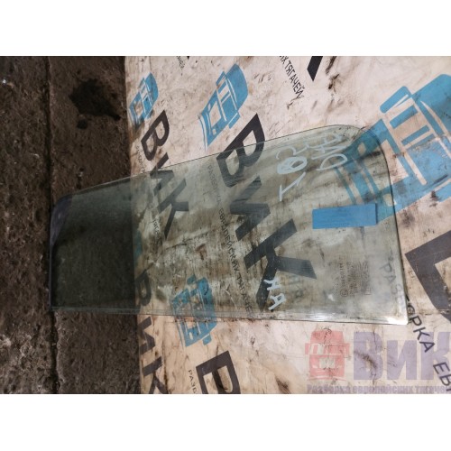 Стекло двери (форточка) DAF 105 RH (666)-8