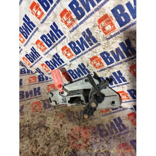 Ручка открывания двери DAF 105 внутренняя RH (911)