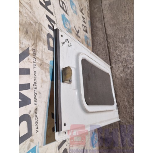 Крышка инструментального ящика DAF 105 RH (669)-2