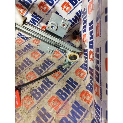 Стеклоподъемник DAF 105 RH (960)-8