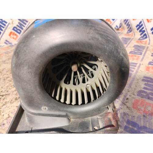 Моторчик отопителя (печки) DAF 105 BEHR (671)-1