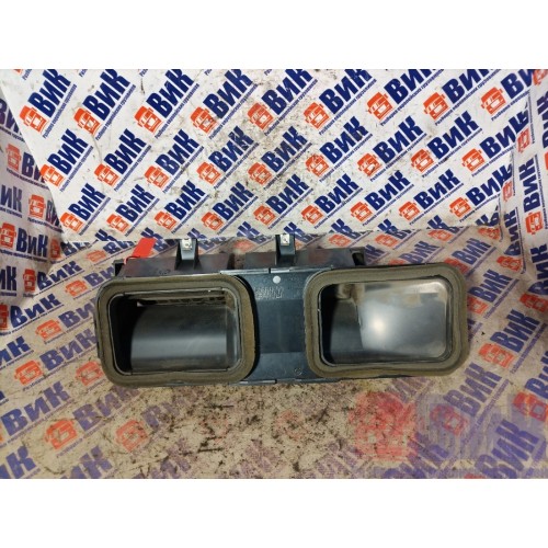 Дефлектор салона DAF 105 LH центральный (945)-1