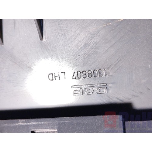 Дефлектор салона DAF 105 LH центральный (945)-6