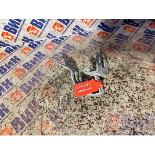 Петля инструментального ящика MAN TGS н.к. LH (988)