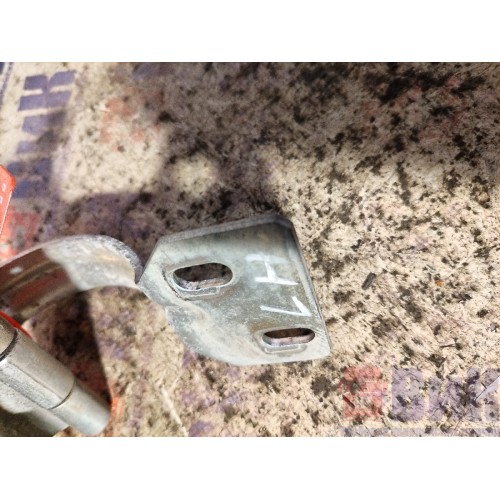 Петля инструментального ящика MAN TGS н.к. LH (988)-3