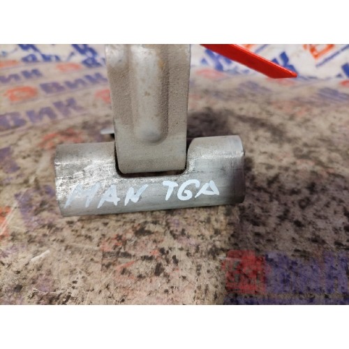 Петля инструментального ящика MAN TGA 439195 LH (962)-3