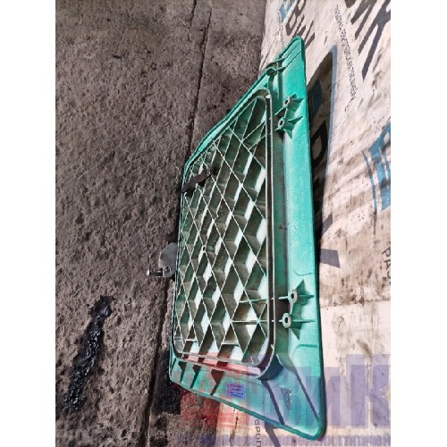 Крышка инструментального ящика MAN TGA 439195 RH (706)-7