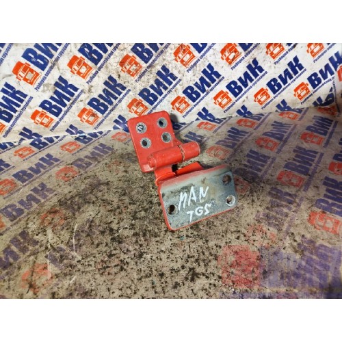 Петля двери MAN TGS н.к. RH нижняя (966)