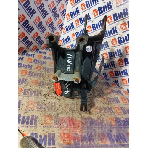 Кронштейн кабины MAN TGS н.к. RH (891)-8