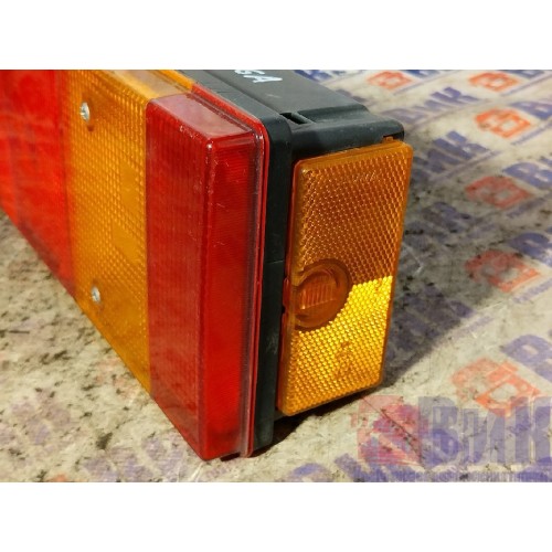 Фонарь задний MAN TGA 439195 RH с деф. (717)-6