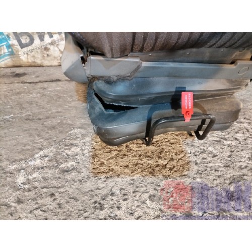 Сиденье пассажирское MAN TGA 439195 табуретка (865)-7