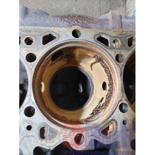 Блок цилиндров двигателя DAF 105 MX340 066824 (840)-11