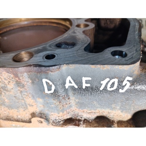 Блок цилиндров двигателя DAF 105 МХ340 №А132516 (670)-10