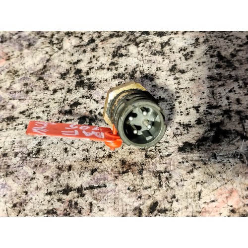 Датчик давления масла DAF 105 MX340 066824 (712)-2