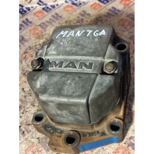 Проставка ось рокеров с клапанной крышкой MAN TGA 439195 D2866 (743)