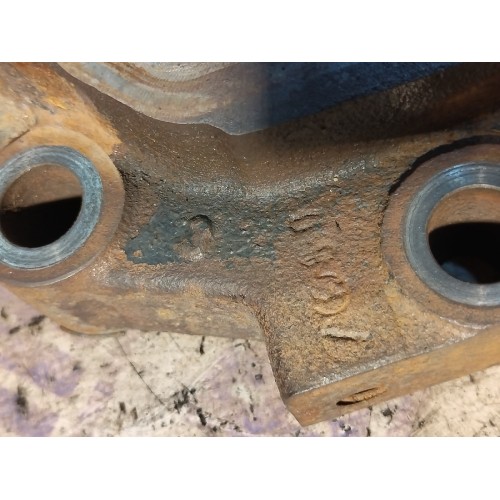 Проставка ось рокеров с клапанной крышкой MAN TGA 439195 D2866 (744)-7