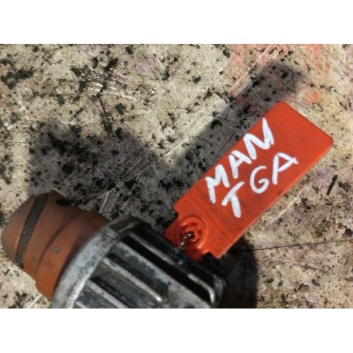 Реле подогрева топливного фильтра MAN TGA 439195 D2866 (478)-3