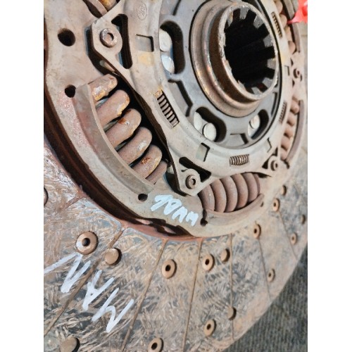 Диск сцепления MAN TGA 439195 D2866 10мм (647)-1