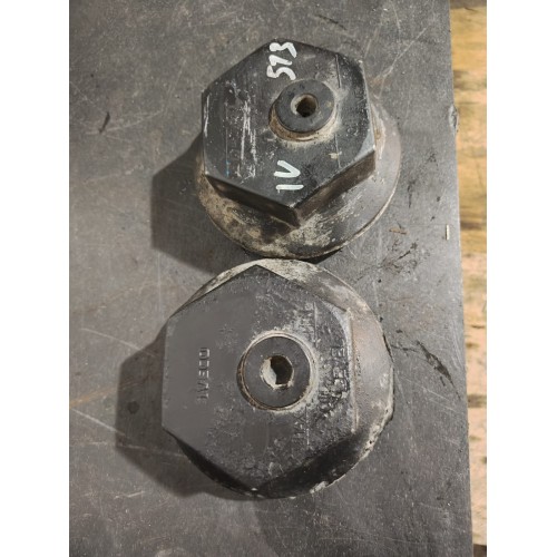 Крышка ступичная*, -7