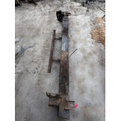 Усилитель бампера DAF 95 663035 (328) обломан болт 