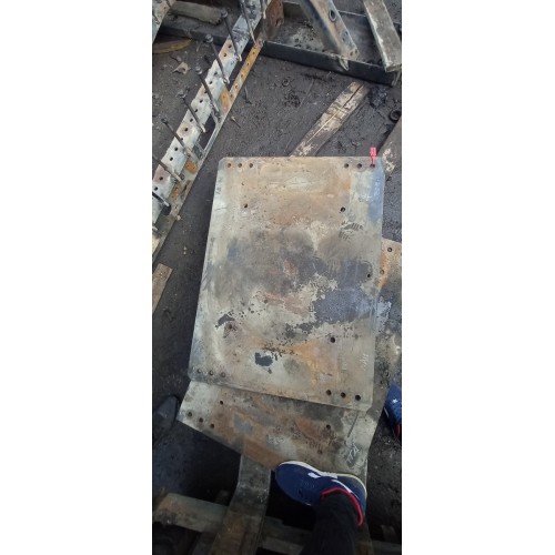 Проставка под седельно-сцепное уст-во MAN ровный лист 88x61см (544) , 81427150036